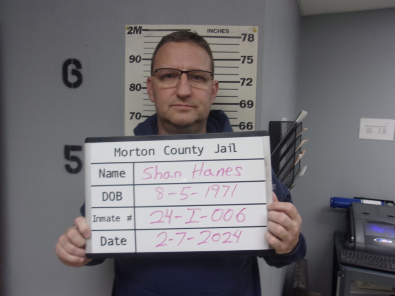 وزارة العدل تربط انهيار بنك كانساس بمصادرة 225 مليون دولار في قضية "ذبح الخنازير"